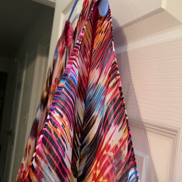 Ladies multi color blouse - Picture 4 of 5